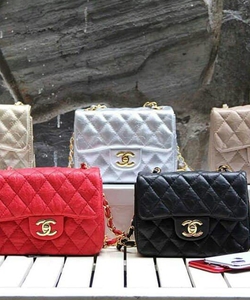 Chanel classic size 18cm