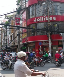 Cho thuê góc 2MT Cách Mạng Tháng 8, Quận 10, DT: 8x14m, 2 lầu giá 80tr