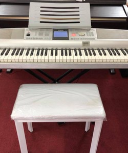Piano Yamaha DGX305