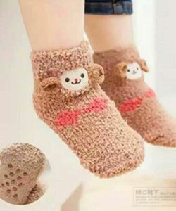 Tất xù noel cho bé