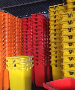 Thùng rác công cộng 120 lít, 240 lít hàng khuyến mãi