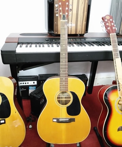 Guitar Suzuki F10 Nhật Bản