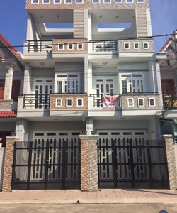 Cần bán gấp nhà mặt tiền đường nguyễn văn bứa,Hóc Môn,shr, dt:100m2 , 2ty