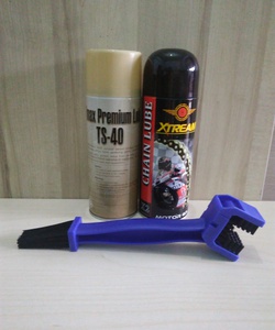 Combo Xịt Sên Xe Máy Tặng khăn đa năng