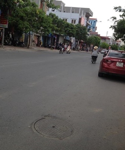 Nhà mặt đường Cổ Bi Gia Lâm, kinh doanh tuyệt vời.