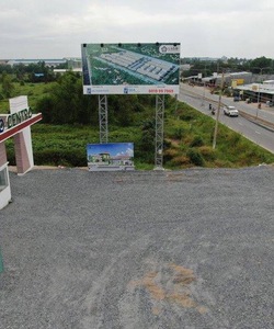 Bán đất mặt tiền lô 5X14M Giá 700Tr. Thổ cư 100%. Sổ hồng riêng.