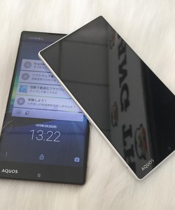 Sharp Aquos SH SH404 Thiết Kế Đẹp