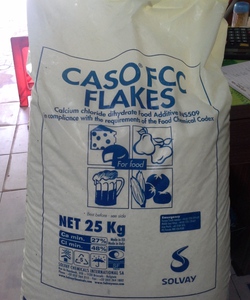 Calcium Chloride Tẩy rửa trai cây