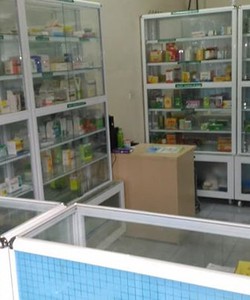 Cần sang nhượng cửa hàng thuốc mặt đường quốc lộ 32 Phúc Thọ, Hà Nội