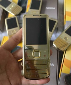 Nokia 6700 classic gold chính hãng bảo hành 12 tháng tặng pin xịn