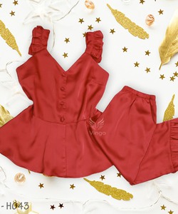 Bộ Ngủ Lụa Hai Dây Quần Lửng Cánh Tiên