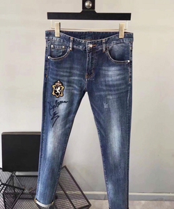 Quần jean nam thêu hình sư tử vương miện phối wax bạc L70