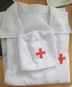 Trang phục bác sĩ cho bé