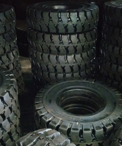 Bánh xe Nâng nhập khẩu