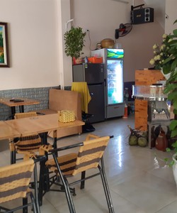 Sang nhượng quán cafe dt 50 m2 hai mặt tiền 5 m 4 m khu giếng sen gần lẩu gật gù Đường Lê Văn Lương Q.Hà Đông Hà Nội