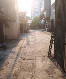 Bán đất lô góc oto đỗ cửa ở sát mặt đường Phạm Văn Đồng , Bắc Từ Liêm