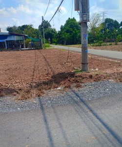 Cần bán ấp lô đất mặt tiền đường Nguyễn Văn Khạ ở Củ Chi 5x16M.SHR. 870tr