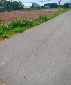Cần bán gấp lô đất mặt tiền Nguyễn Thị Lăng ở gần bv Xuyên Á. dt 5x25M giá 860tr