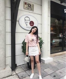 Chân váy jean xước rách thời trang VNXK