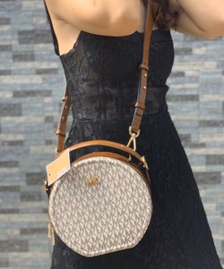 Túi MK dáng tròn hàng tuồn 998