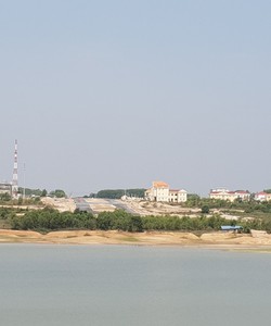 Bán dất mặt tiền DH415 ,vị tri view hồ tuyệt đẹp