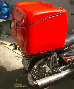 Thùng nhựa chở hàng, ship hàng sau xe máy giá rẻ