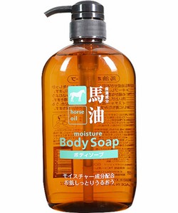 Sữa tắm mỡ ngựa Nhật Bản Horse Oil Moisture Body Soap