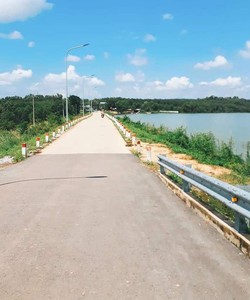 Sang Gấp 600m2 Đối Diện Hồ Đá Bàn Giá Chỉ 900tr/ Nền