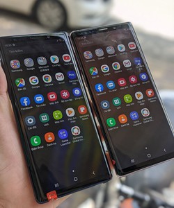 Samsung galaxy note 9 hồng kông 2sim 2 sóng máy đẹp zin áp suất