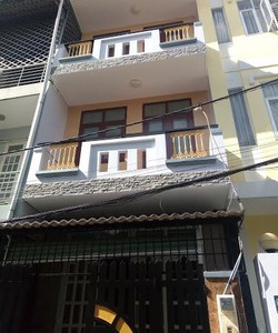 Bán nhà đang cho thuê ở Lê Thị Hà Hóc Môn, diện tích 4.5x14 giá 1 tỷ 350,sổ hồng riêng.