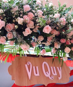 Trang trí hoa tươi cho đám cưới tại An Nhiên Wedding