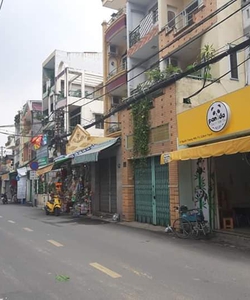 Nhà D3, Phường 25, Bình Thạnh, 110m2, giá chỉ 15,8 tỷ.