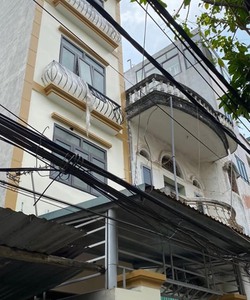 Bán căn nhà xây 4 tầng tại Hoàng Mai Hà Nội