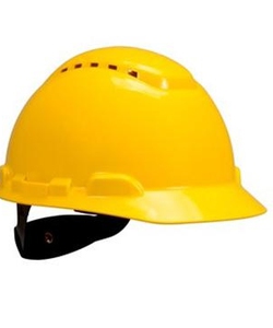 Cần bán mũ bảo hộ lao động 3m h700 có lỗ thoáng tại Khánh Hòa