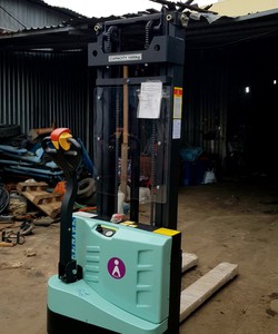 Xe nâng điện SA1000 30 OPK