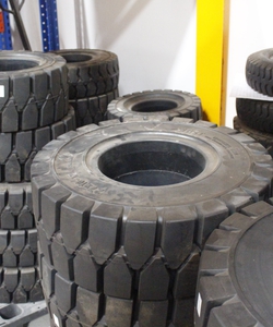 Phụ Tùng Xe Nâng Hàng