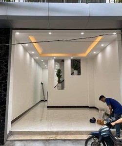 Khương Trung 50m x 5 tầng oto vào nhà 6.4 tỷ