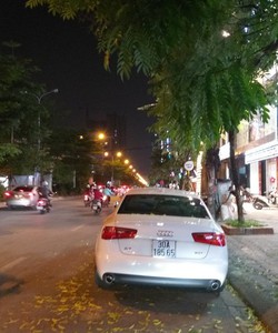 BÁN GẤP nhà Xuân La, 52m2, gần hồ Tây, ngõ thông rộng, 30m ra phố, hơn 3 tỷ.