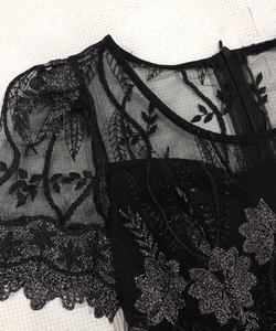 váy thuết kế zen còn new chất đẹp ạ