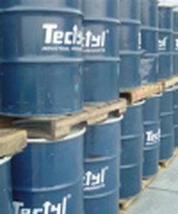 Dầu Chuyên Biệt Bảo Vệ Coffa Nhôm