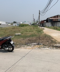 Bán lô đất 2 mặt tiền hẻm đường Đinh Đức Thiện, xã Tân Quý Tây, huyện Bình Chánh giá 2,67 tỷ