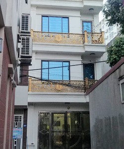 Nhà mặt ngõ ô tô Lô góc Kinh doanh, 65m2,MT5m,Bồ đề Long biên, 5 tỷ.