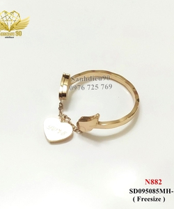 Nhẫn tay titan mặt đôi cánh kết tim 882