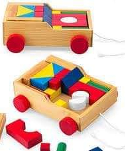 Bộ xếp hình trên xe bằng gỗ dành cho bé