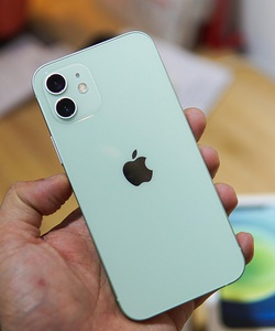 Hãy xem bài viết này để biết có nên mua iphone 12