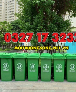 Ý tưởng cho công viên xanh với thùng rác 240 lít có bánh xe