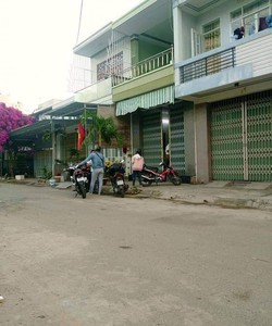 Bán nhà gần biển mặt tiền đường Bùi Huy Bích, Vĩnh Hoà, Nha Trang