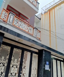 Cần tiền trả nợ giang hồ nên cho thuê gấp gấp căn biệt thự quận BÌnh Tân