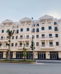 Cho thuê văn phòng làm việc văn phòng đại diện văn phòng giá rẻ sạch sẽ tiện nghi rộng rãi thoáng mát trung tâm