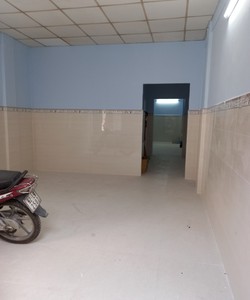 Chính chủ cho thuê nhà nguyên căn 4x15m, 4 phòng ngủ, 2 toilet,đường Hưng phú,Q8